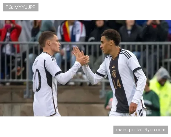 专访穆西亚拉:谈论在拜仁的角色变化与国家队目标 专访穆西亚拉:谈论在拜仁的角色变化与国家队目标